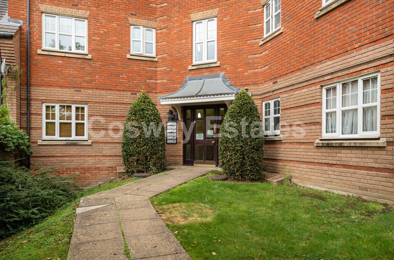 Shillingford Close, London